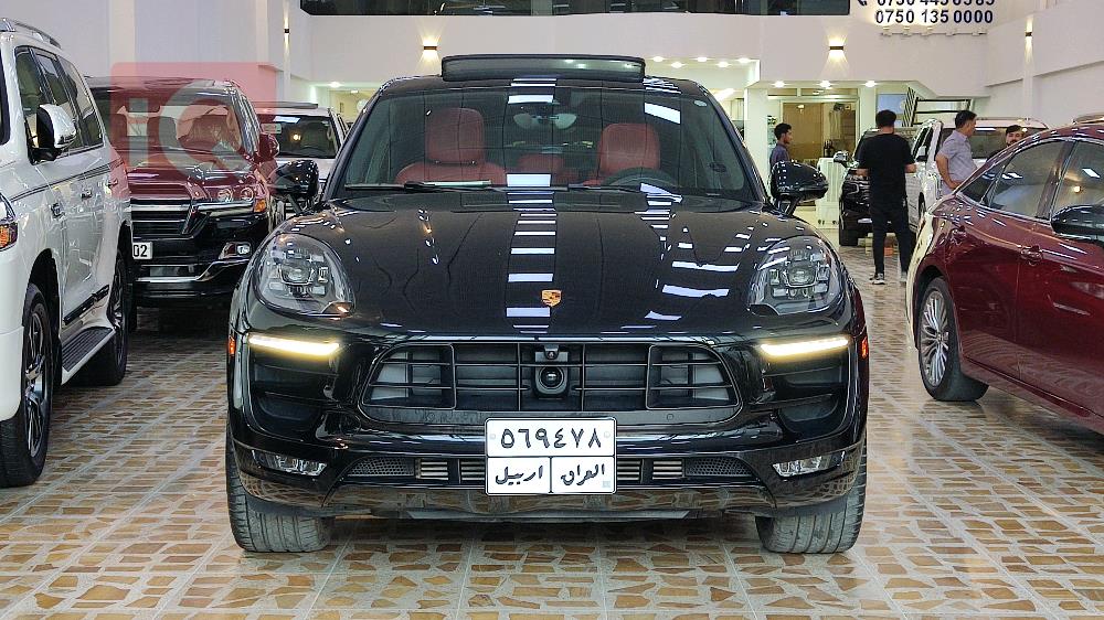 بورش ماكان